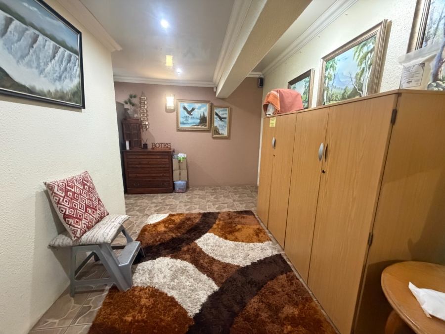 4 Bedroom Property for Sale in Roodia Free State